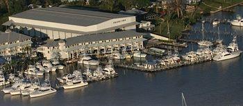 Pirate's Cove And Marina - Resort