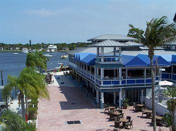 Resort Pirate's Cove And Marina -